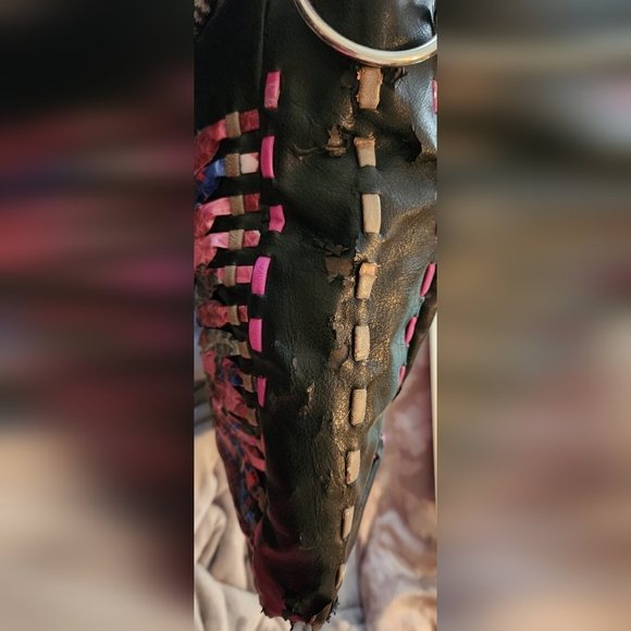 Nicole Lee Black Flower MultiColor Butterfly Shoulder Bag - Picture 11 of 16